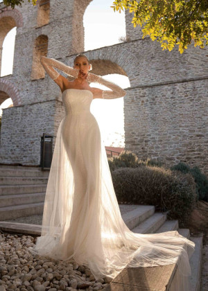 Strapless Beaded Ivory Lace Tulle Magnificent Wedding Dress